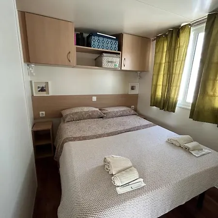 Small House On The * L'Annunziata